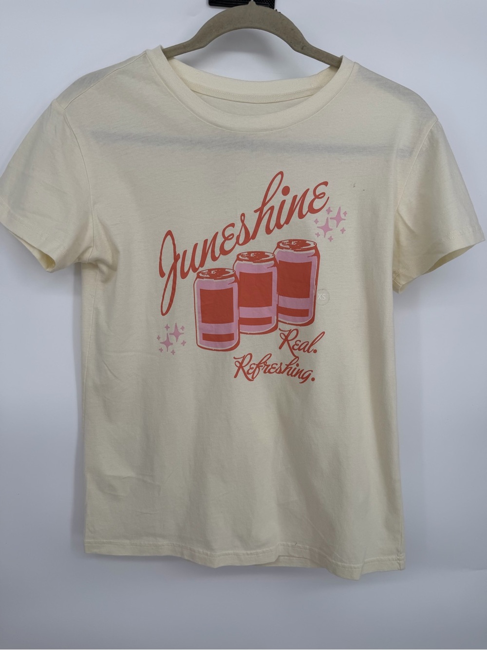 JUNESHINE Women's Cream Graphic Tee with Pink Can Print